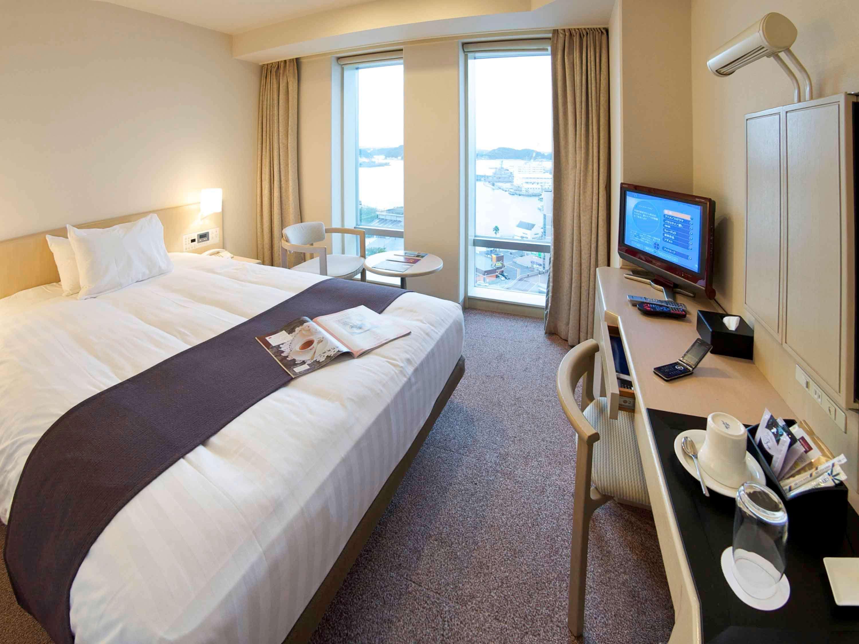 Mercure Yokosuka Exterior photo
